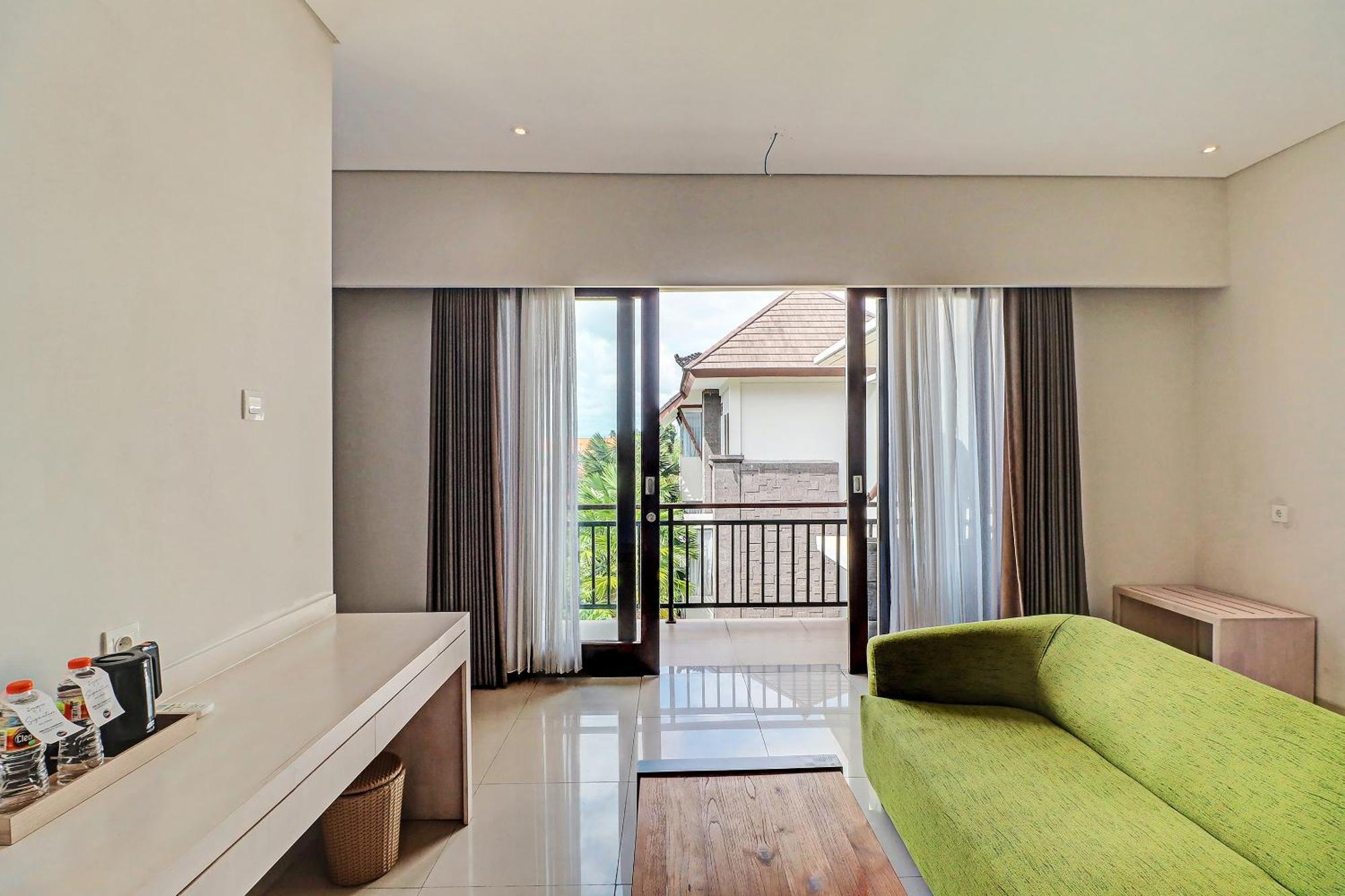 Townhouse Oak Signature Hotel Sanur Esterno foto