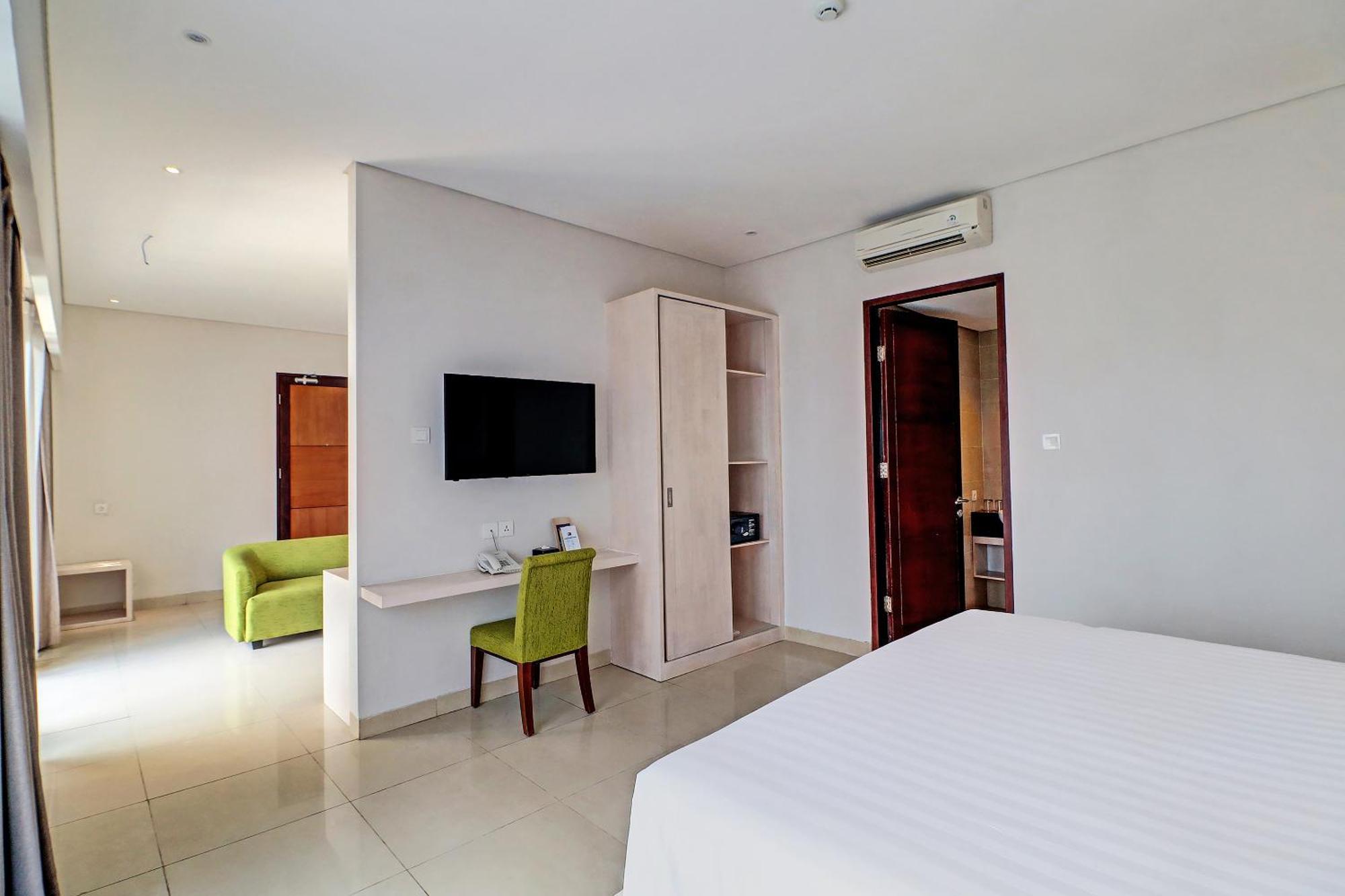 Townhouse Oak Signature Hotel Sanur Esterno foto