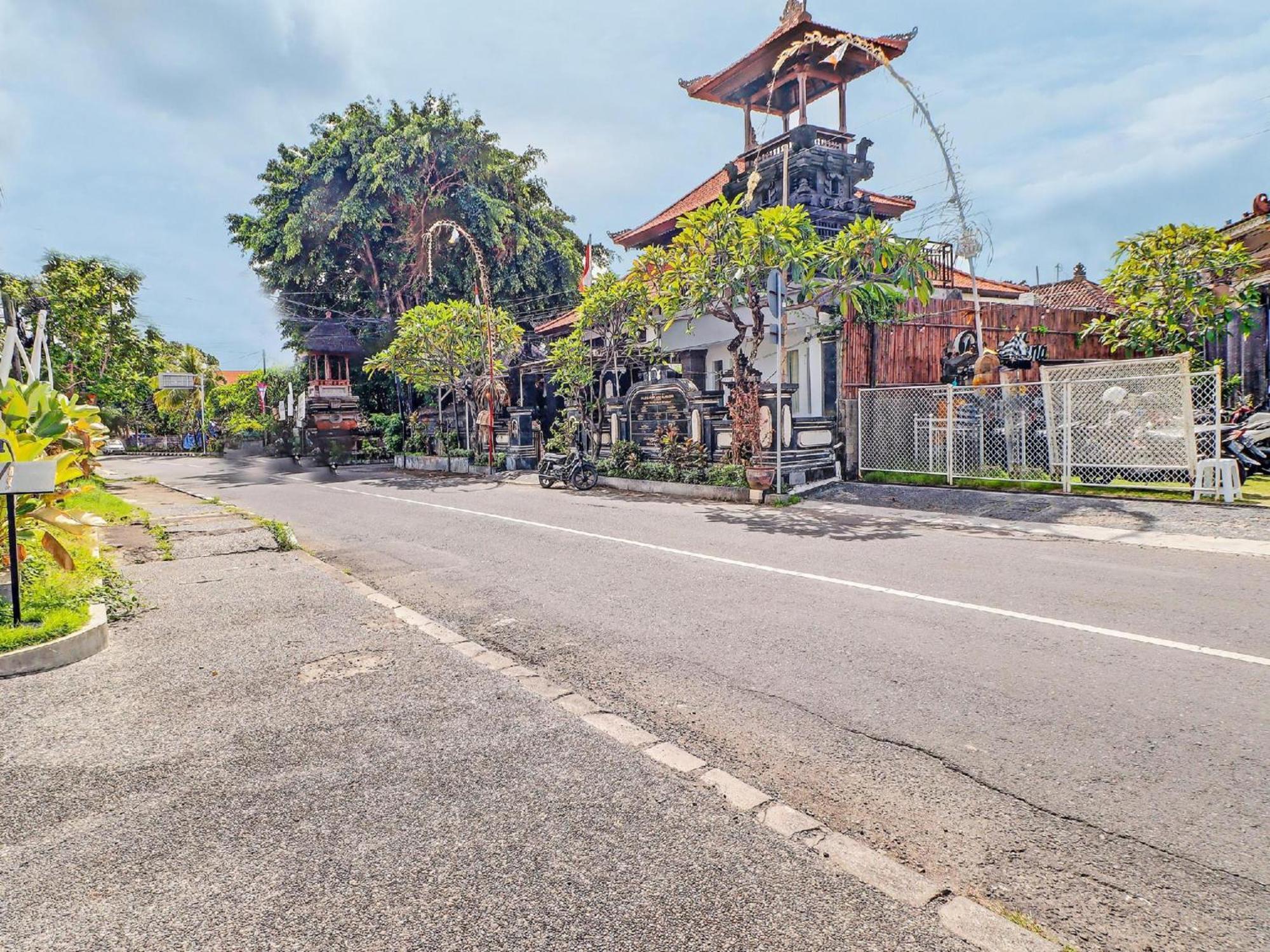 Townhouse Oak Signature Hotel Sanur Esterno foto